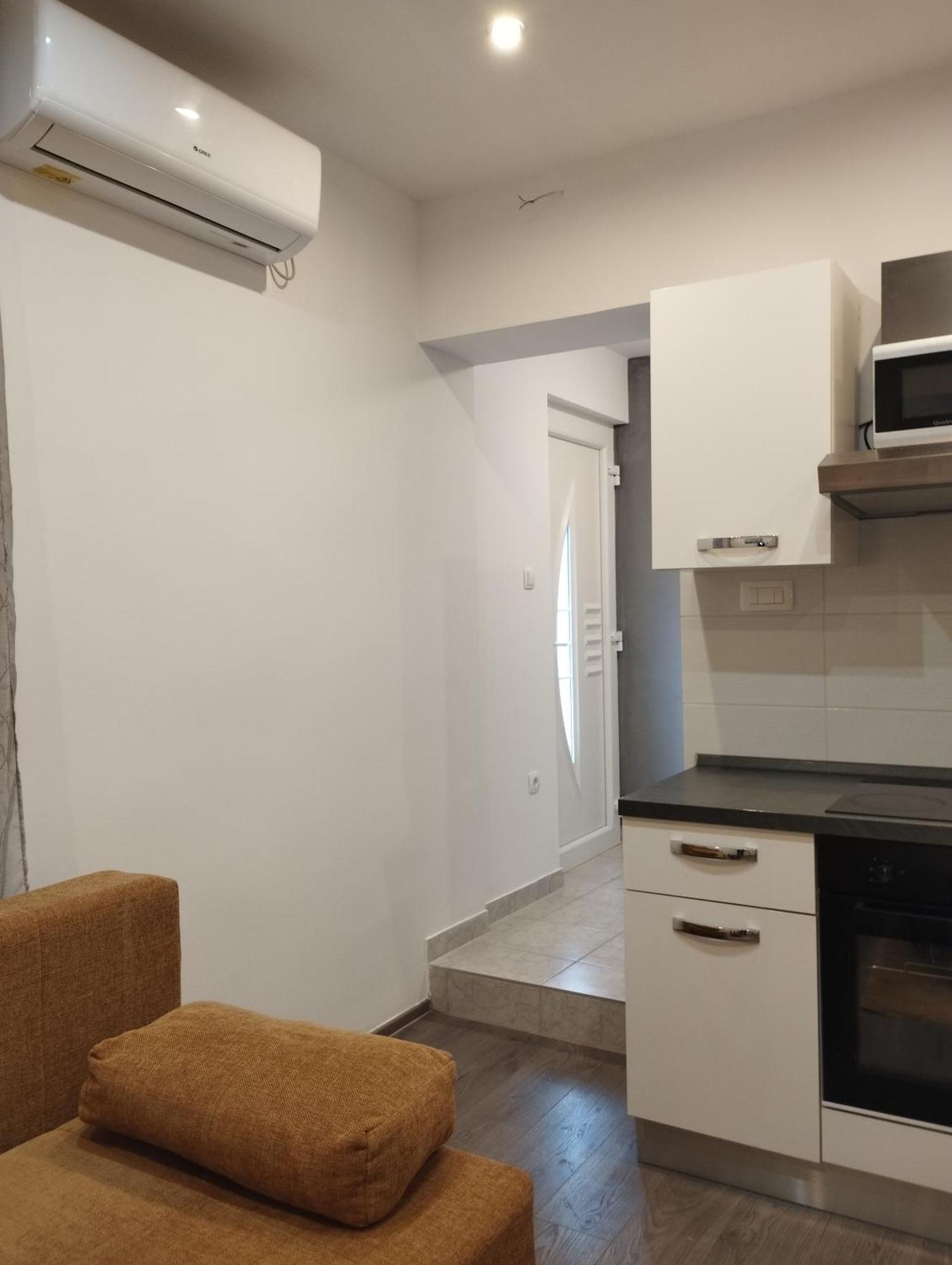 Ferienwohnung Apartman Adriatic 2 Kaštela Exterior foto